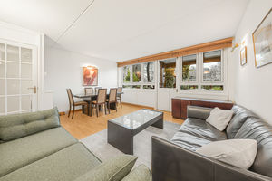 Reception room shot 4- click for photo gallery